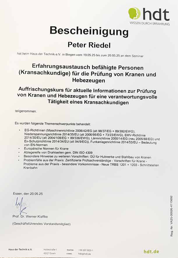 Bescheinigung des Haus der Technik über den Erfahrungsaustausch für befähigte Personen zur Prüfung von Kranen und Hebezeugen, Bingen, Mai 2025