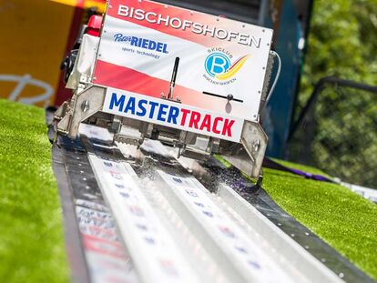 MASTERTRACK
